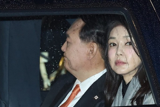 윤석열 대통령과 부인 김건희 여사.<연합뉴스 자료사진>